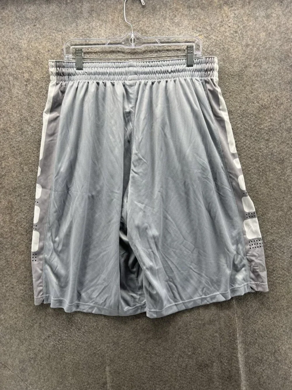 Nike Dri Fit Shorts Mens 2XL Gray Basketball Mesh Geometric Side Panel 11 Inseam